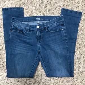 NY&Co light washed skinny jeans. Size 8 P